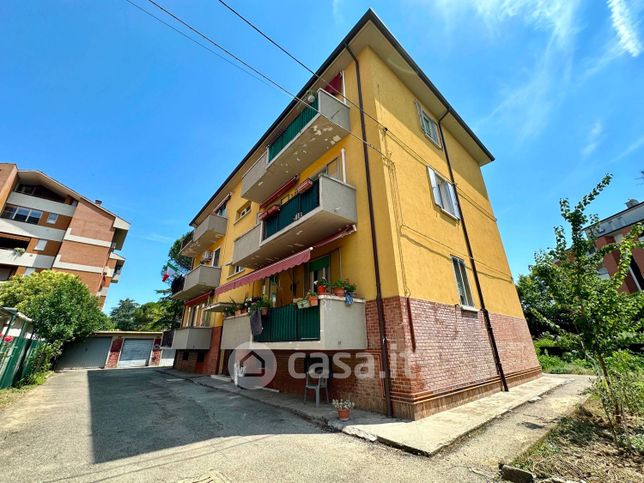 Appartamento in residenziale in Via F. de Rosa 6