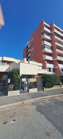 Appartamento in residenziale in Via Firenze 66