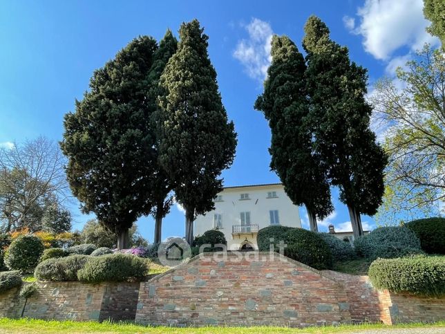 Villa in residenziale in Via Casanuova