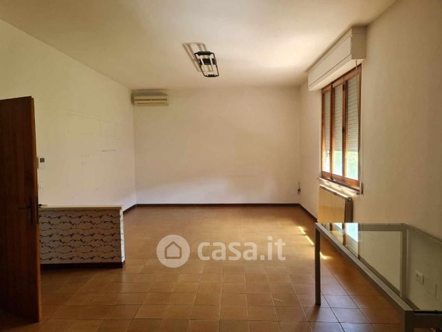 Ufficio in commerciale in Viale dei Mille