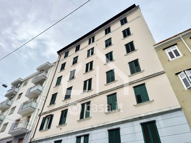 Appartamento in residenziale in Via del Pratello 11