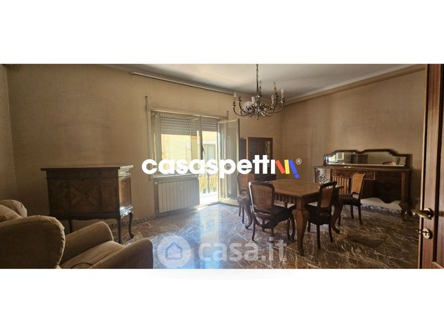 Appartamento in residenziale in Via Corsica 37