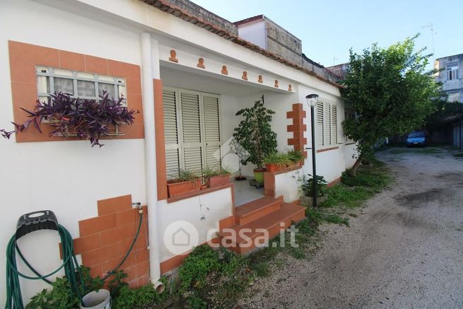 Appartamento in residenziale in Via Alessandro Manzoni 48