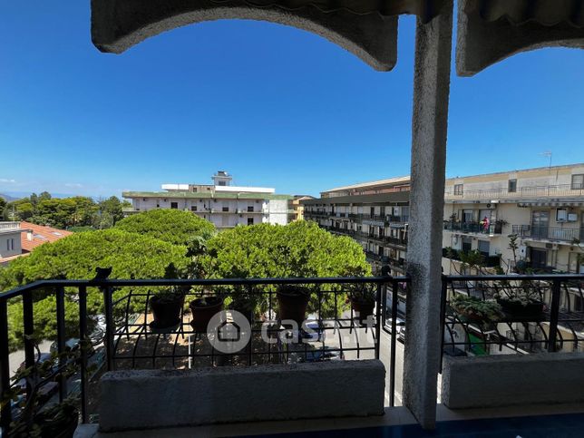 Appartamento in residenziale in Via A. Comito