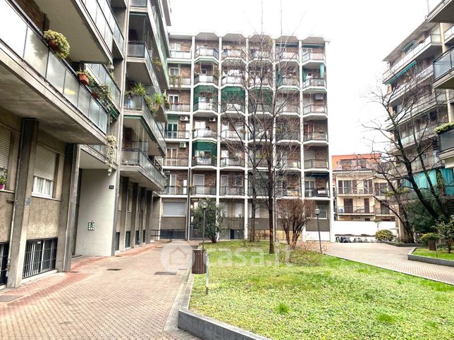 Appartamento in residenziale in Via Tolmezzo 5