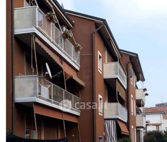 Appartamento in residenziale in Via Brigata Tortona 16