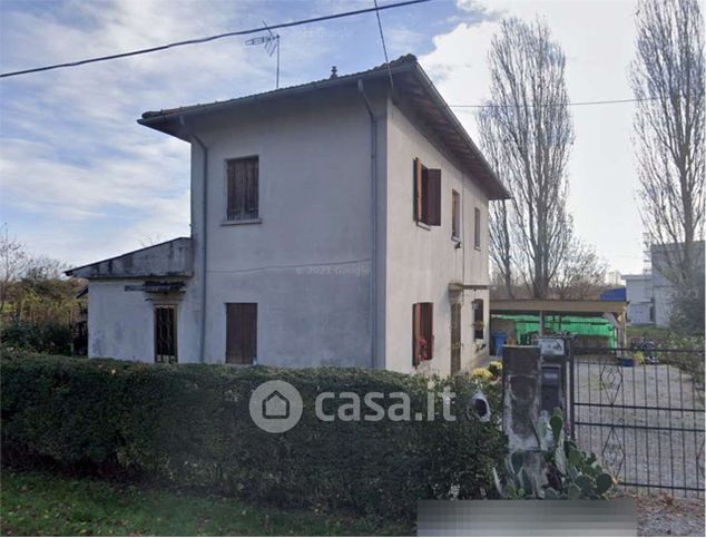 Casa indipendente in residenziale in Via Armentarezza 2