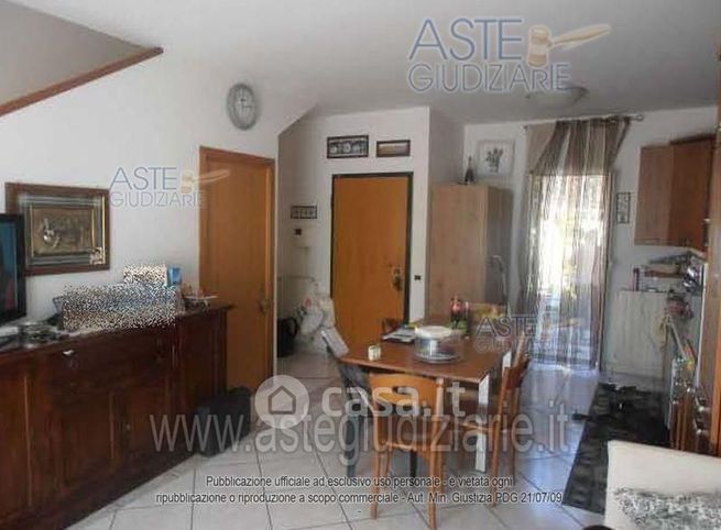 Appartamento in residenziale in Strada Fosso Arcese 40