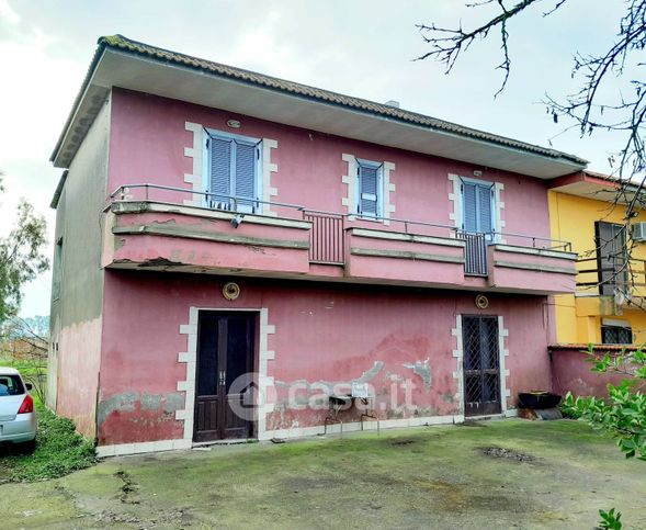 Casa indipendente in residenziale in Via Potenza