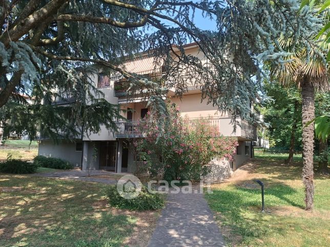 Appartamento in residenziale in Via Lungobrembo 7