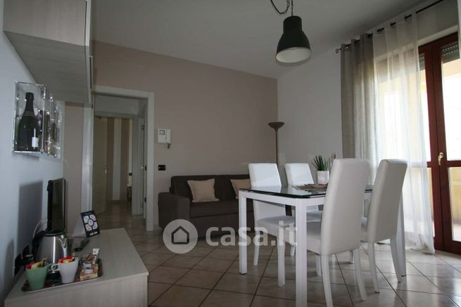 Appartamento in residenziale in Via Robecco 81