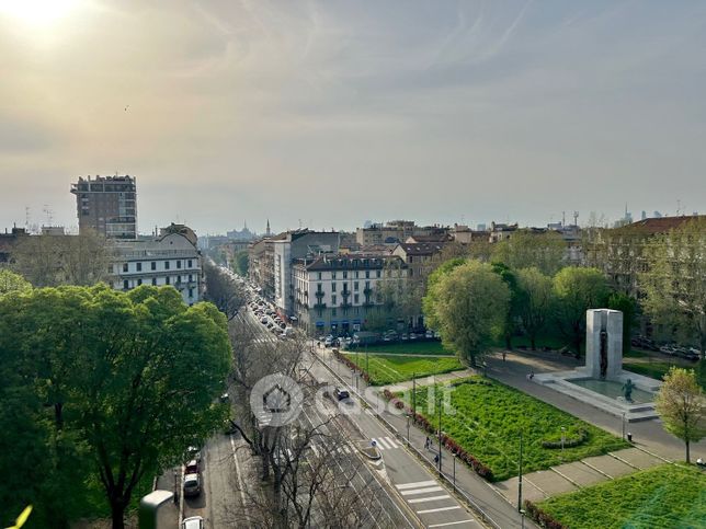 Appartamento in residenziale in Piazza Giuseppe Grandi