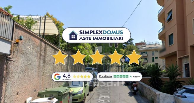 Appartamento in residenziale in Via Stefano Castagnola