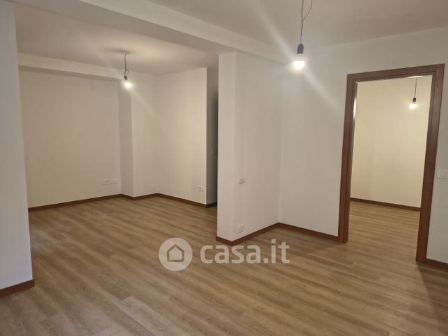 Ufficio in commerciale in Vicolo Carloni