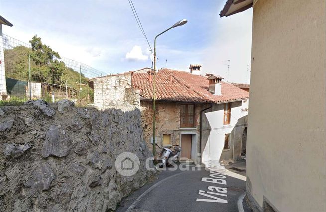 Appartamento in residenziale in Via Bornidolo 6