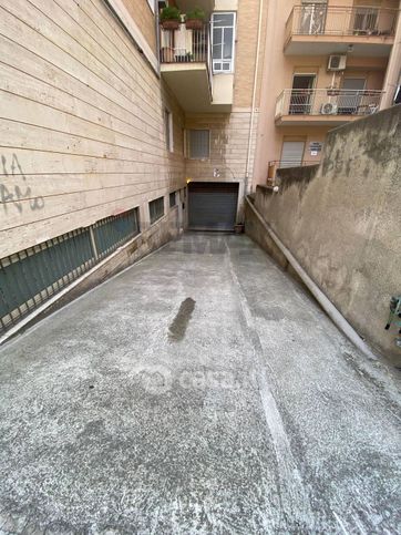 Box/posto auto in residenziale in Via Colonnello Francesco BertÃ¨