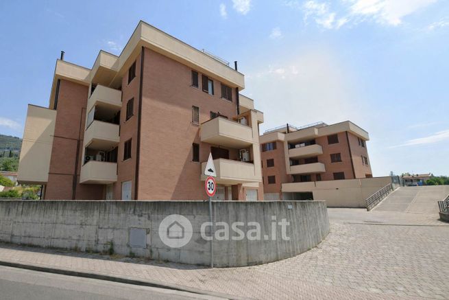 Appartamento in residenziale in Via di Quarrata 2