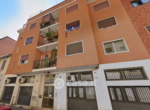 Appartamento in residenziale in Via Termopili 5