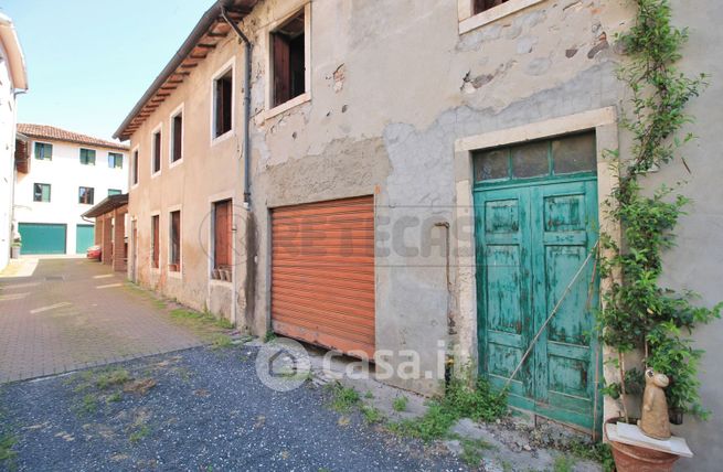 Casa bi/trifamiliare in residenziale in Via XXIV Maggio 47