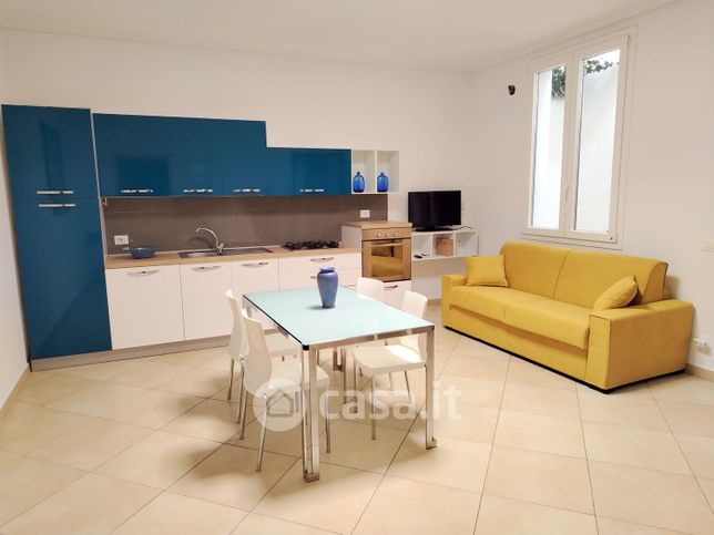 Appartamento in residenziale in Via Giovanni Battista Fardella