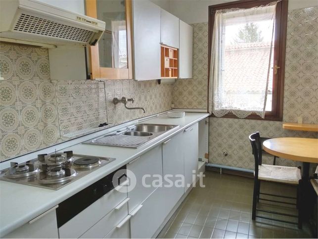 Appartamento in residenziale in Via Remondini