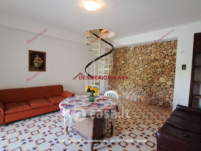 Villa in residenziale in Contrada Fraginesi 126