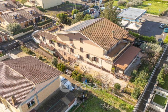 Villa in residenziale in Via Portella della Ginestra 3