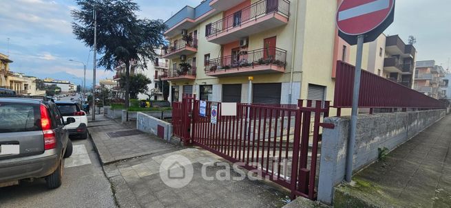 Box/posto auto in residenziale in Viale Federico II 14