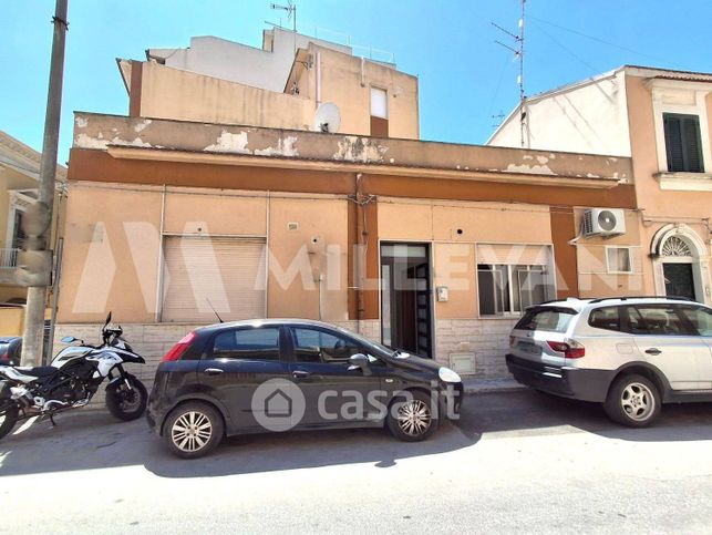 Casa indipendente in residenziale in Via Venezia