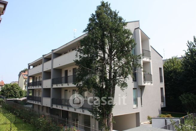 Appartamento in residenziale in Via Col di Lana 18