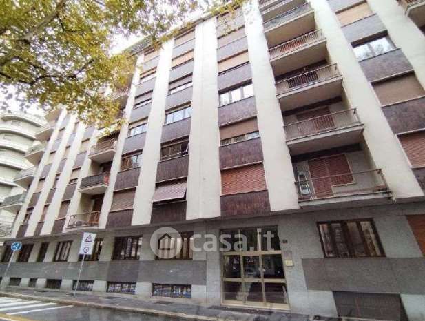 Ufficio in commerciale in Corso Carlo e Nello Rosselli