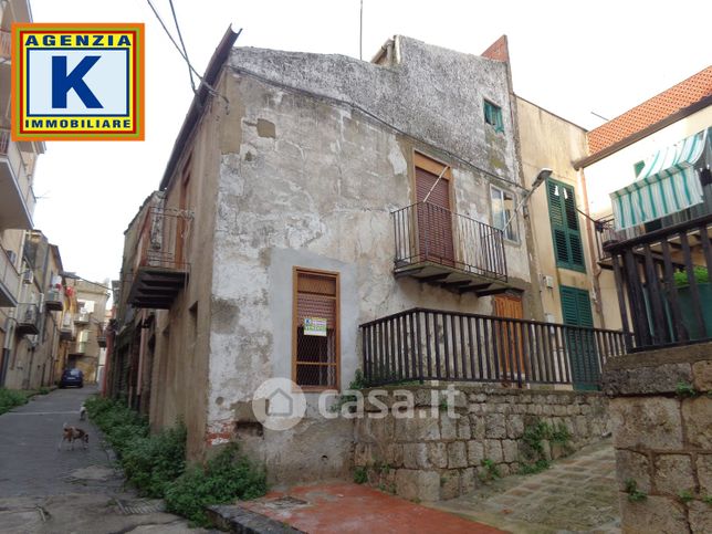 Casa indipendente in residenziale in Via Santo Stefano 34