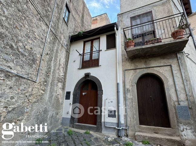 Casa indipendente in residenziale in Via Gian Battista Vico 7