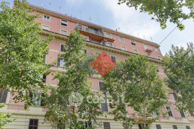 Appartamento in residenziale in Viale Regina Margherita
