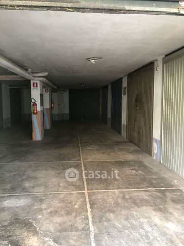 Box/posto auto in residenziale in Via Trieste