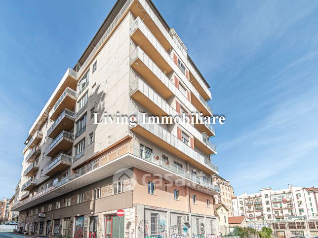 Appartamento in residenziale in Via Giacinto Albino 10