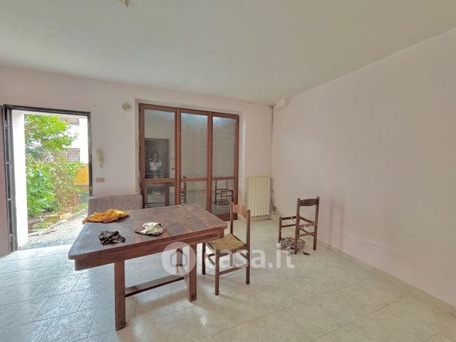 Casa bi/trifamiliare in residenziale in Frazione Fossadello 202 -200