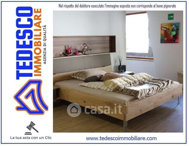 Appartamento in residenziale in Via Trentola