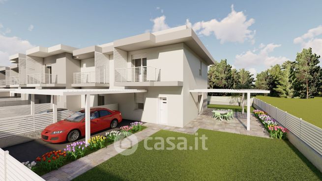 Villetta a schiera in residenziale in Via Regia Antica 71 a