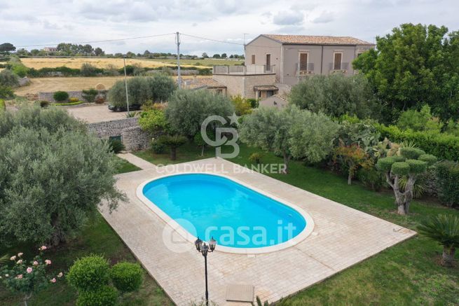 Villa in residenziale in Contrada Bosco Pozzo Cassero