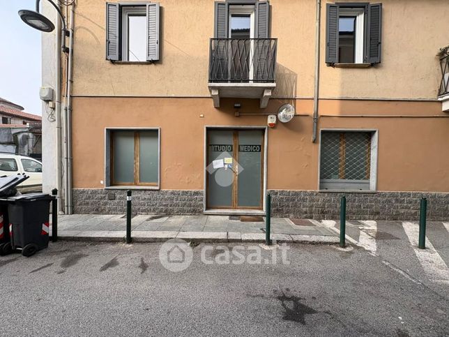 Ufficio in commerciale in Via Roma 19