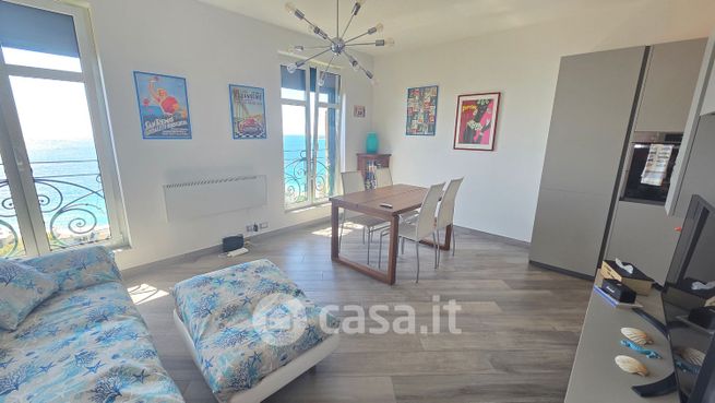 Appartamento in residenziale in Via Camillo Benso Conte di Cavour 48