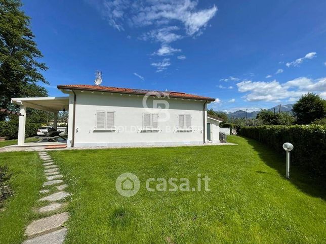 Villa in residenziale in Via del Barcaio