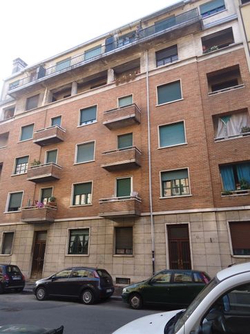 Appartamento in residenziale in Via Mombarcaro 11