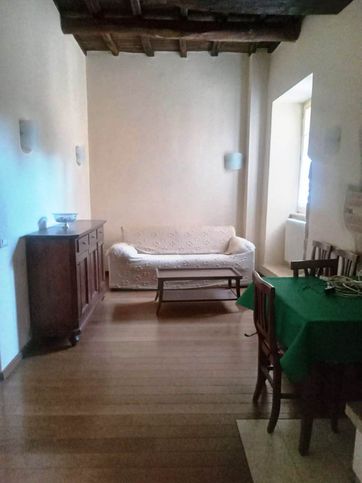 Appartamento in residenziale in Via Casventino