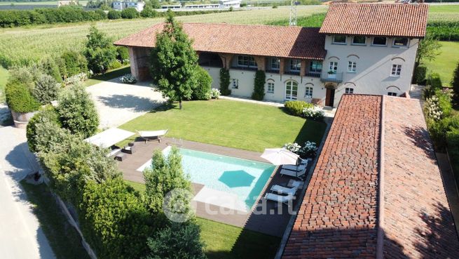 Villa in residenziale in