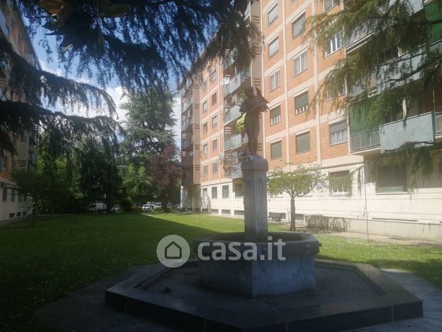 Appartamento in residenziale in Via Angelo Rizzoli 1
