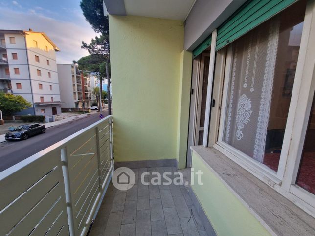 Appartamento in residenziale in Viale dei Lecci 60