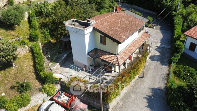 Villa in residenziale in Via Silvio Pellico