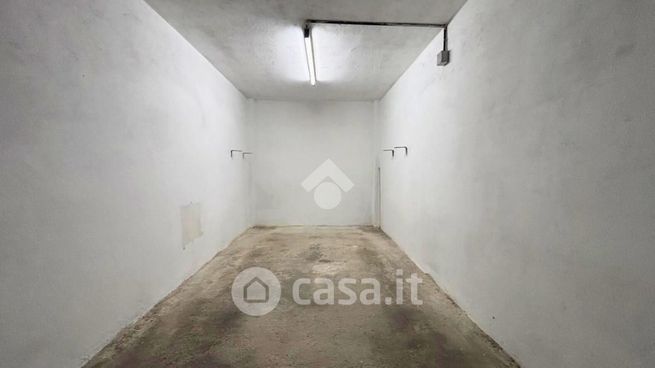 Garage/posto auto in residenziale in Via Ragusa 8